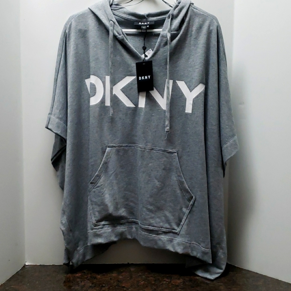 DKNY NWT Drape Top SZ M/L